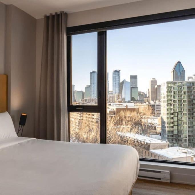 Mind Blowing City View - 2 Beds - Pool & Spa - Downtown Монреаль Экстерьер фото